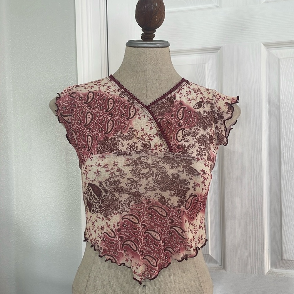 Y2K baby doll crop top burgundy red white ruffle lace trim paisley floral girl M